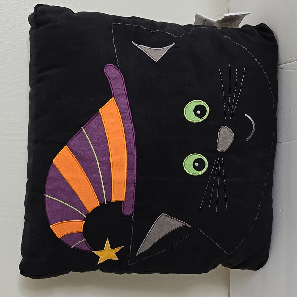 Halloween Black Cat 18" Pillow